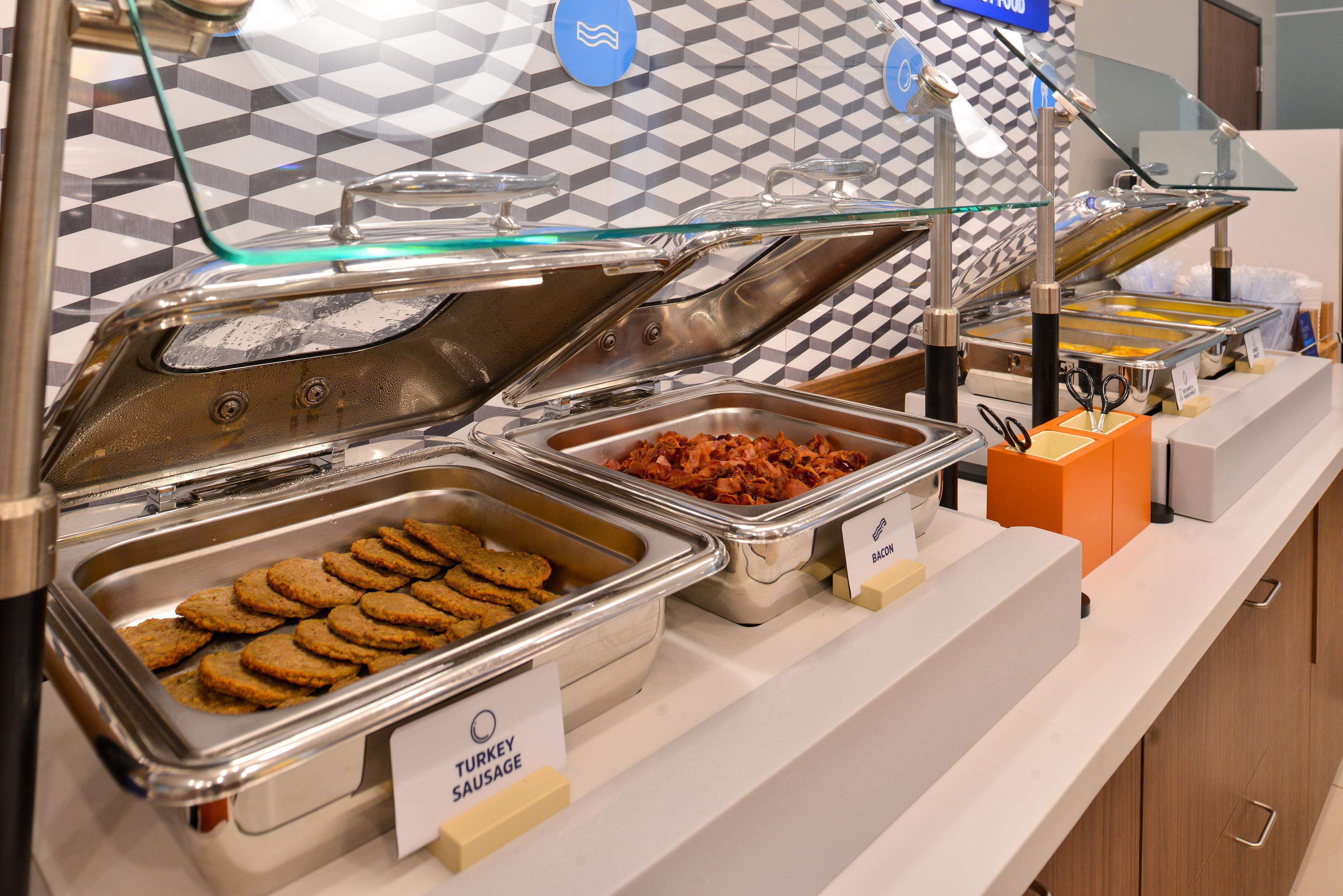 Holiday Inn Express Hotel & Suites Manchester - Airport By Ihg Exteriör bild