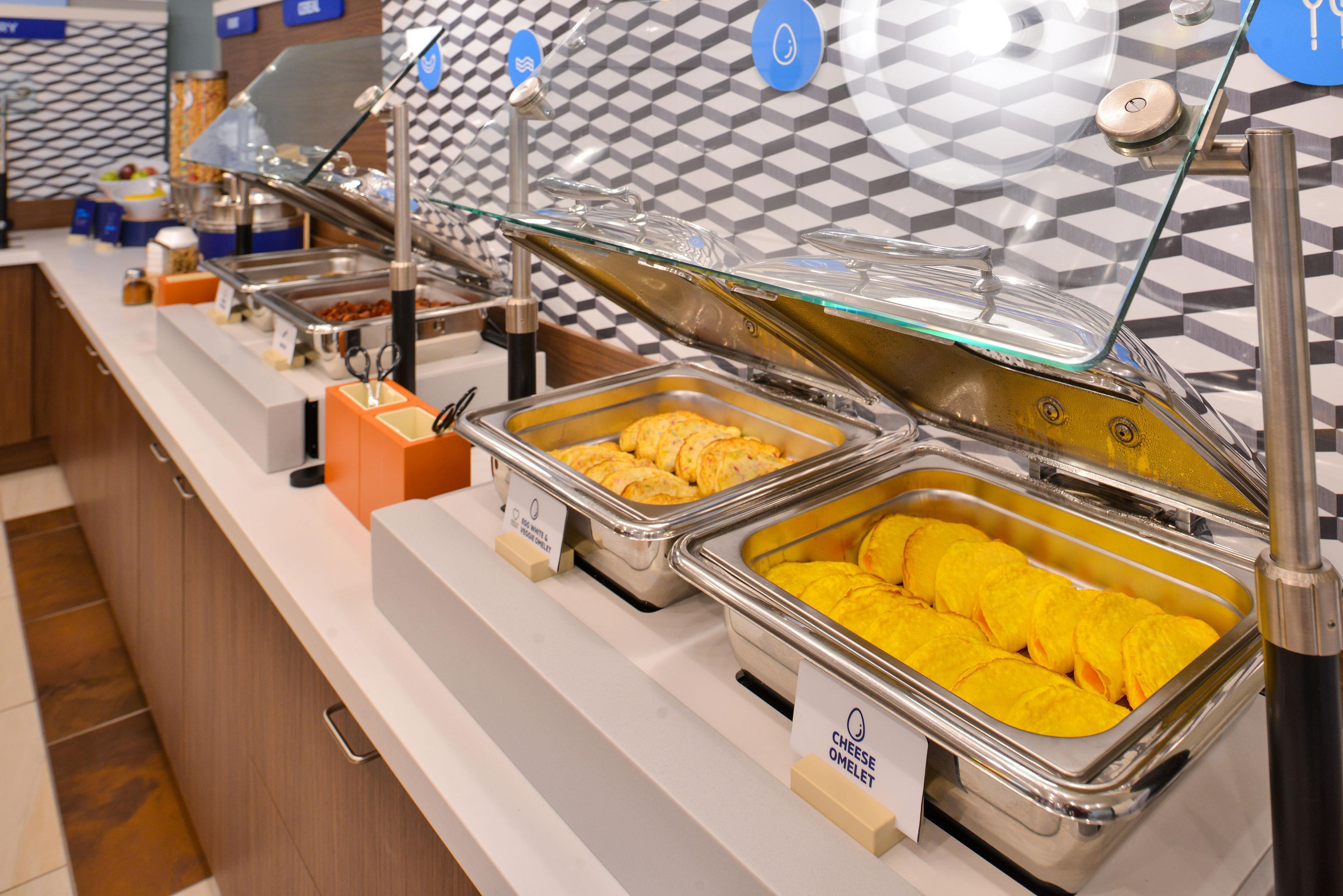 Holiday Inn Express Hotel & Suites Manchester - Airport By Ihg Exteriör bild